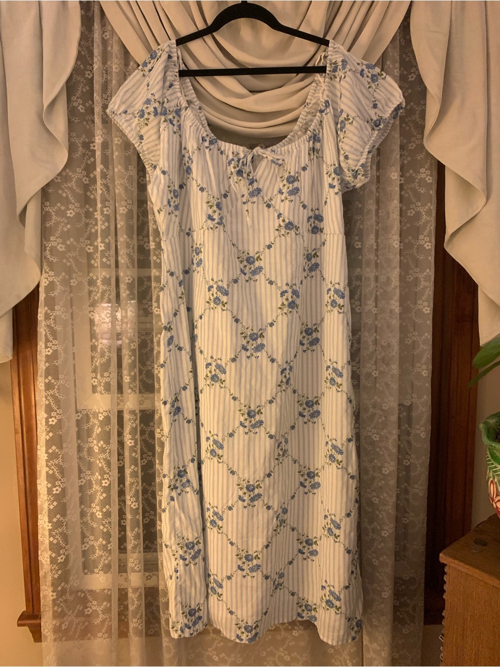 Old Navy White and Light Blue Floral Maxi Dress